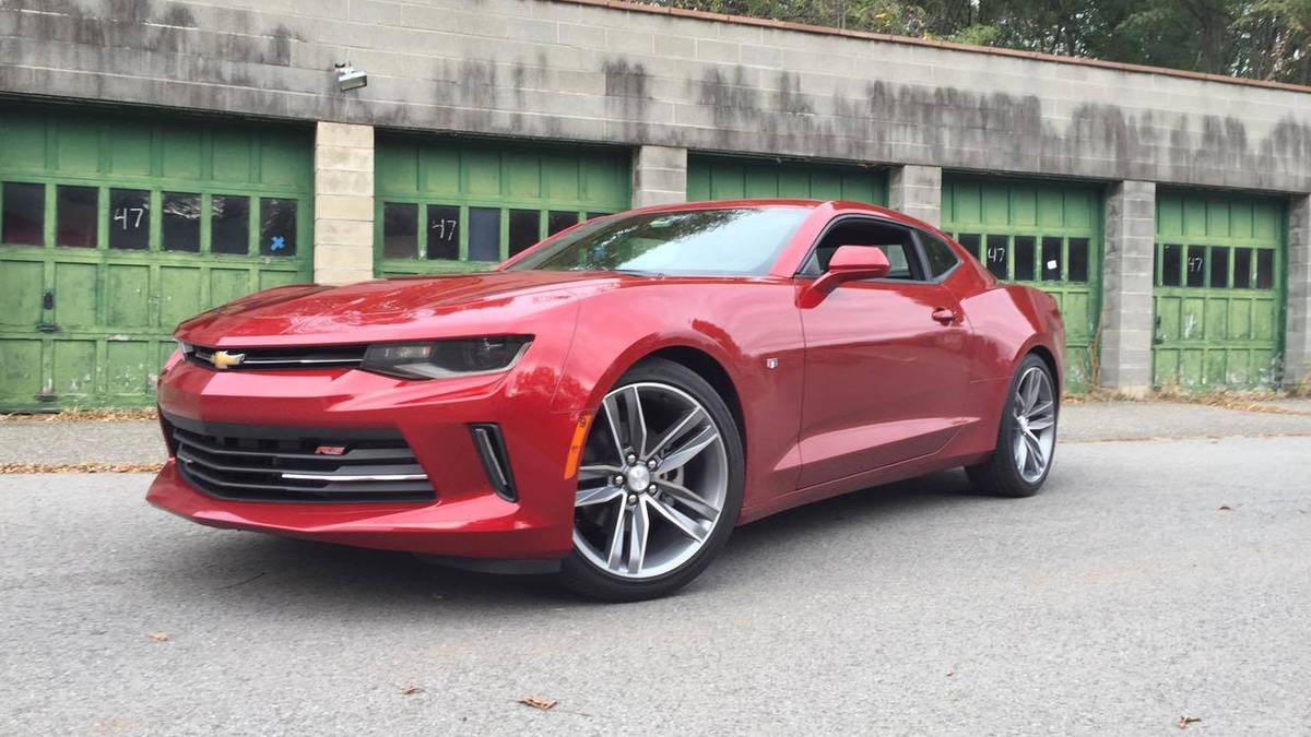 2016 Chevy Camaro is the V6-powered highway cruiser we didn’t expect to love
